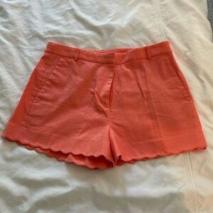 Cute scalloped hem shorts